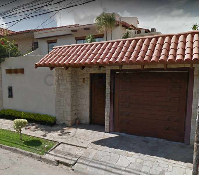 Casa en Entre 2do y 3er anillo Norte en Santa Cruz de la Sierra 3 dormitorios 4 baños 2 parqueos Foto 5