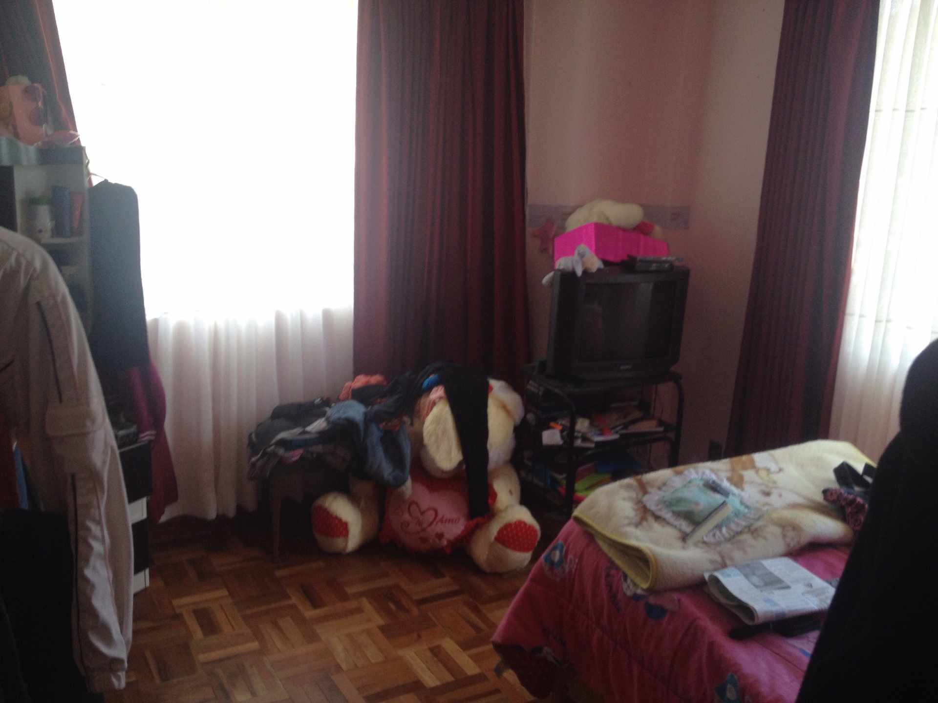 Casa en Chasquipampa en La Paz 4 dormitorios 3 baños 3 parqueos Foto 8