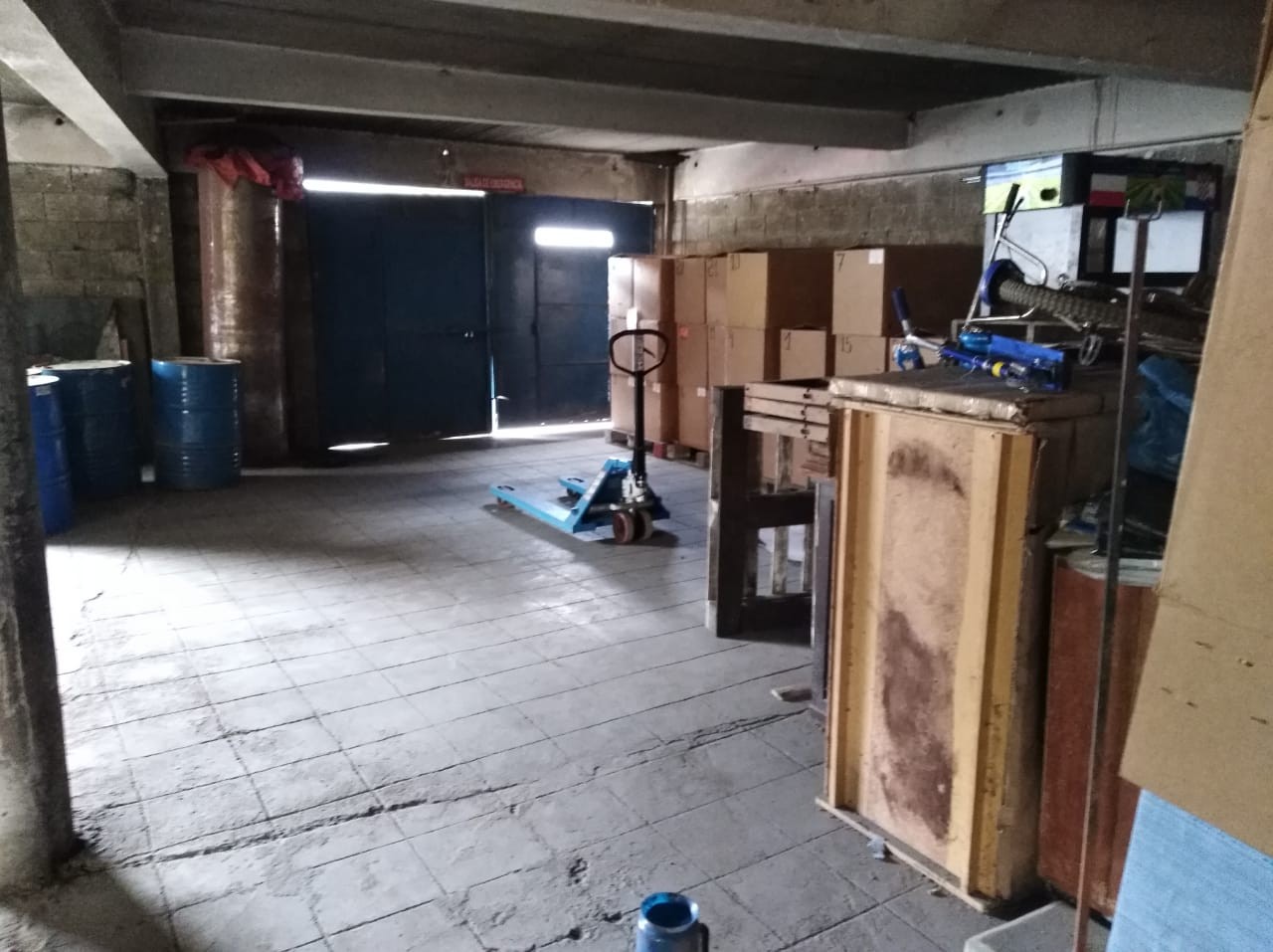 Galpón ACHACHICALA (Pura Pura) LA PAZ - BOLIVIA 
Plena conjunción de Autopista La Paz - El Alto con Av. Chacaltaya Foto 37