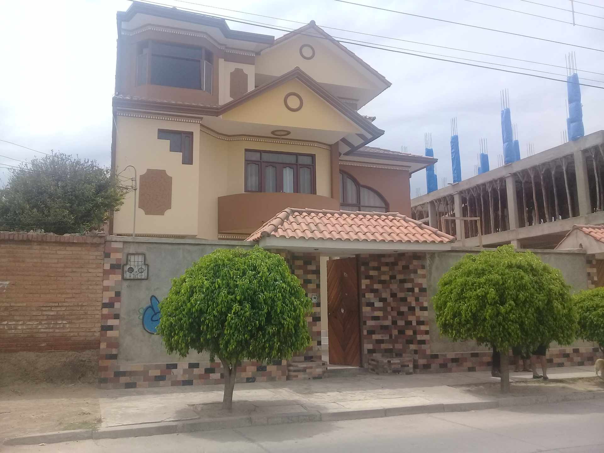 Casa en Jayhuayco en Cochabamba 7 dormitorios 3 baños 4 parqueos Foto 1
