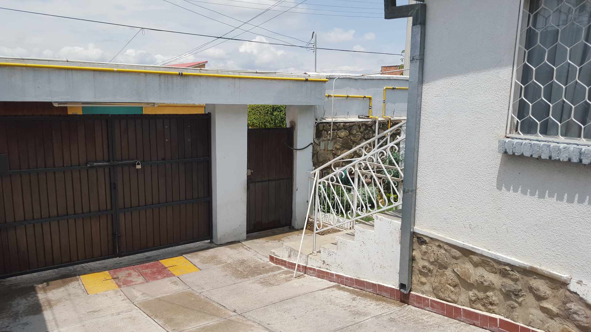 Casa en Temporal en Cochabamba 6 dormitorios 5 baños 4 parqueos Foto 5