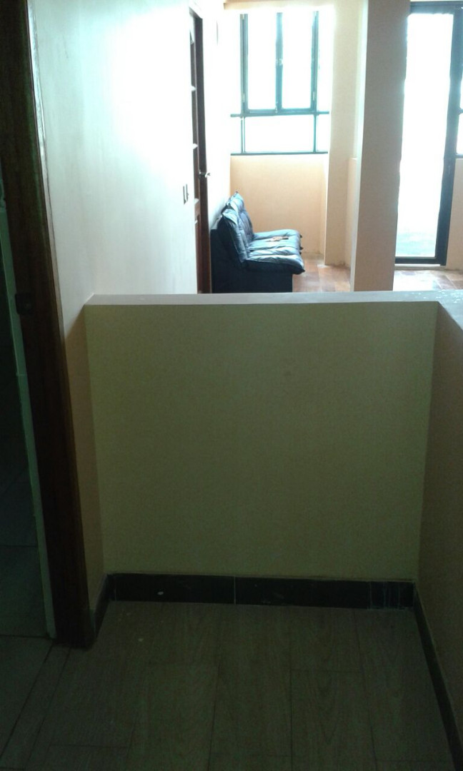 Departamento en AlquilerCalle Morales 11, Viacha-Bolivia 5 dormitorios 2 baños  Foto 5