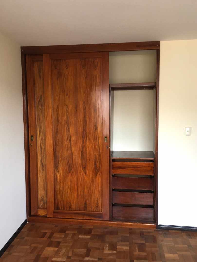 Departamento en VentaAv. Sanchez Lima Esq. Aspiazu, Edif. Orion piso 15.  Zona sopocachi. 3 dormitorios 2 baños 1 parqueos Foto 18