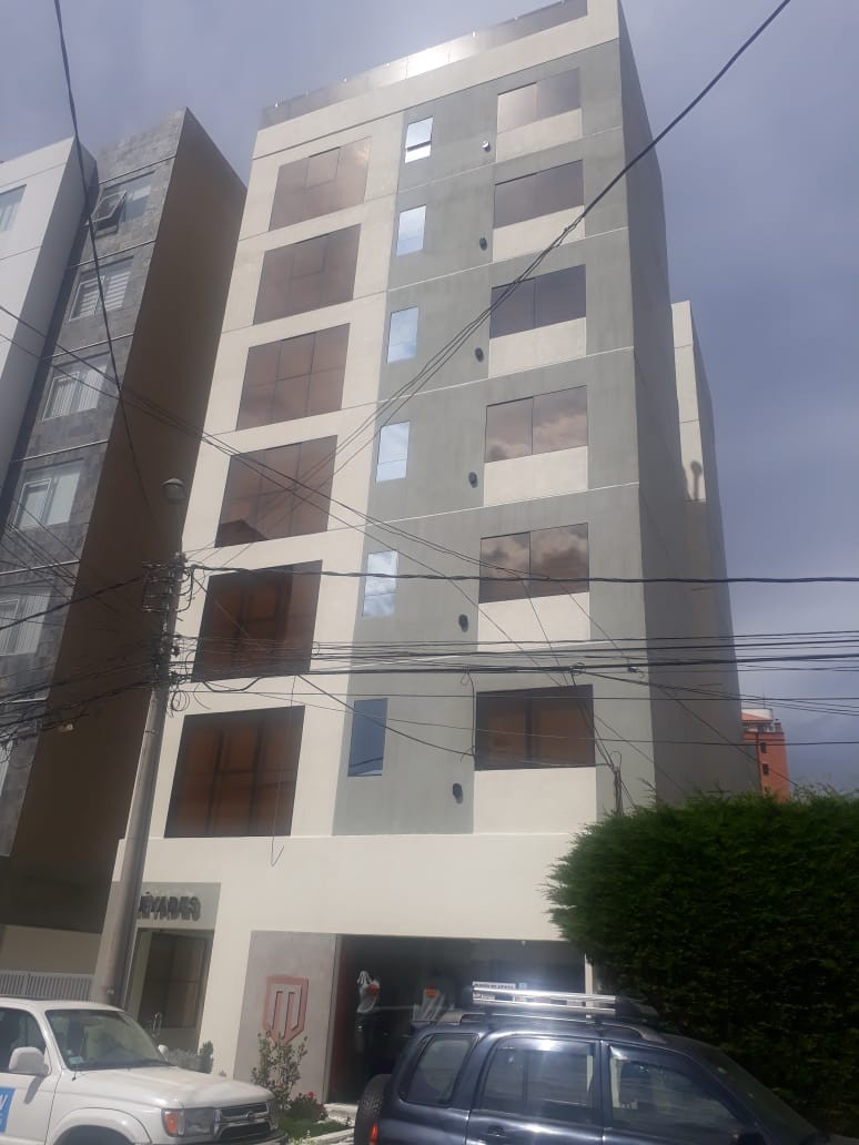 Departamento en San Miguel en La Paz 1 dormitorios 2 baños  Foto 1