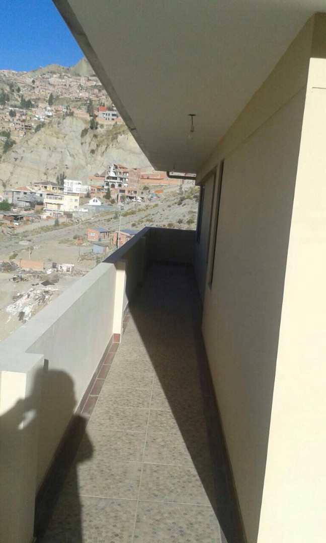 Departamento en Irpavi en La Paz 5 dormitorios 3 baños 1 parqueos Foto 9