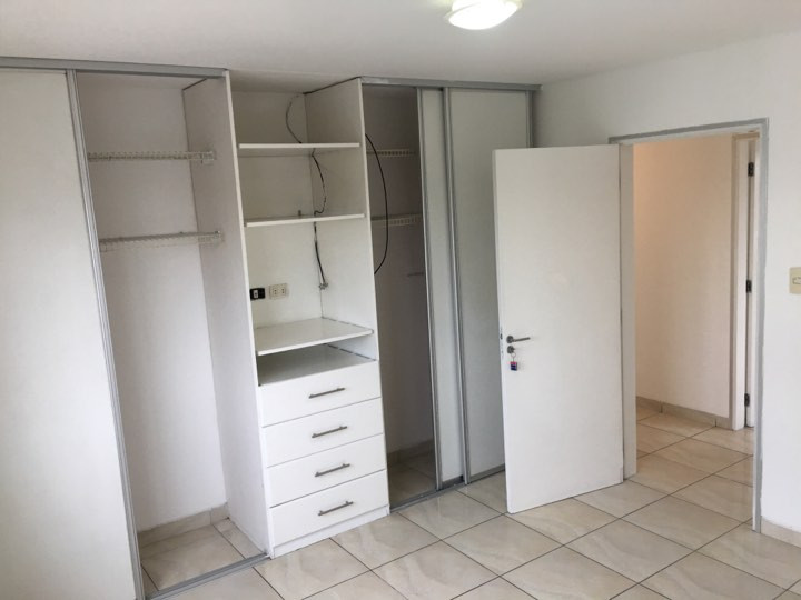 Departamento Condominio LAS PALMAS 4to anillo Piraí

 Foto 8