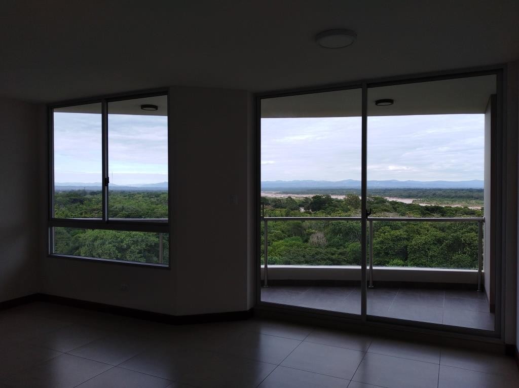 Departamento en AlquilerCONDOMINIO TORRES SOLARIS RADIAL 19 3 dormitorios 2 baños 1 parqueos Foto 6