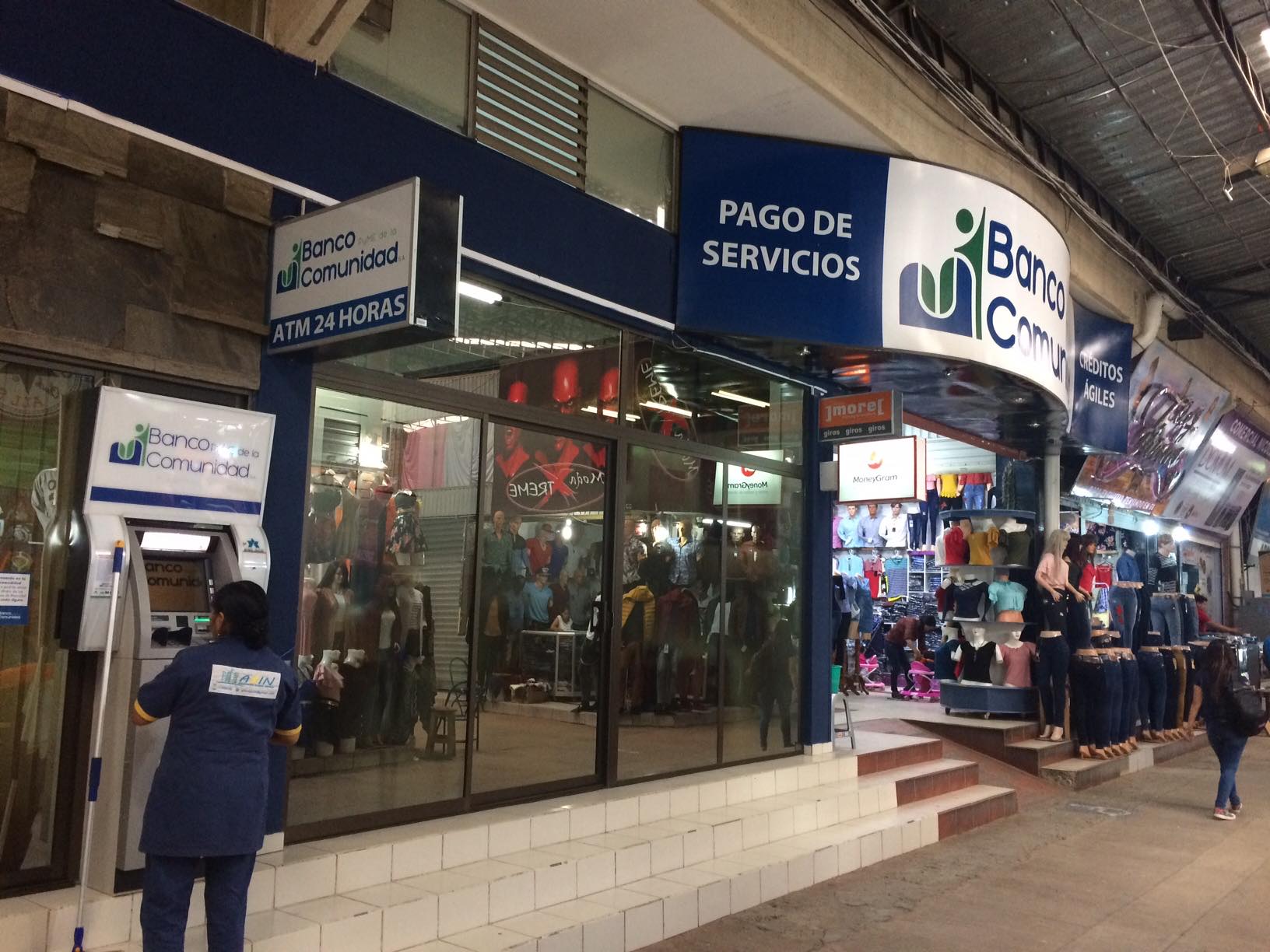 Local comercial en Jayhuayco en Cochabamba  1 baños  Foto 4
