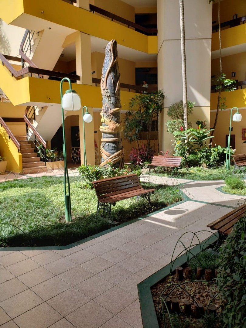 Departamento en Entre 1er y 2do anillo Este en Santa Cruz de la Sierra 3 dormitorios 2 baños 1 parqueos Foto 5