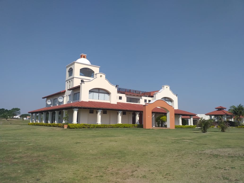 Casa en VentaURBANIZACION CERRADA CASA DE CAMPO (Casa de Campo - Club Golf)
 3 dormitorios 3 baños 2 parqueos Foto 19