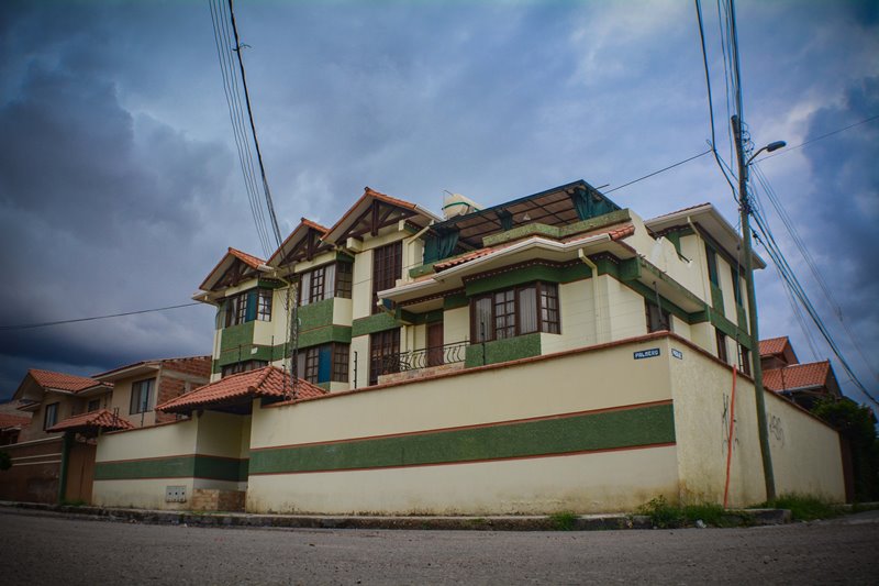 Casa en Villa Busch en Cochabamba 9 dormitorios 6 baños  Foto 5
