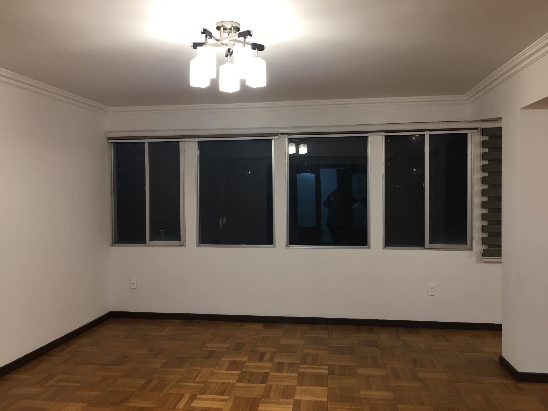 Departamento en Sopocachi en La Paz 4 dormitorios 4 baños  Foto 3