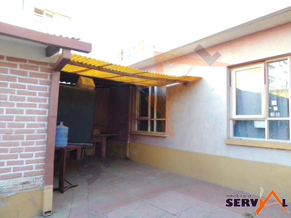 Casa en Cala Cala en Cochabamba 6 dormitorios 2 baños 2 parqueos Foto 5