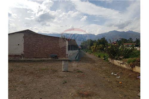 Terreno en Tiquipaya en Cochabamba    Foto 12