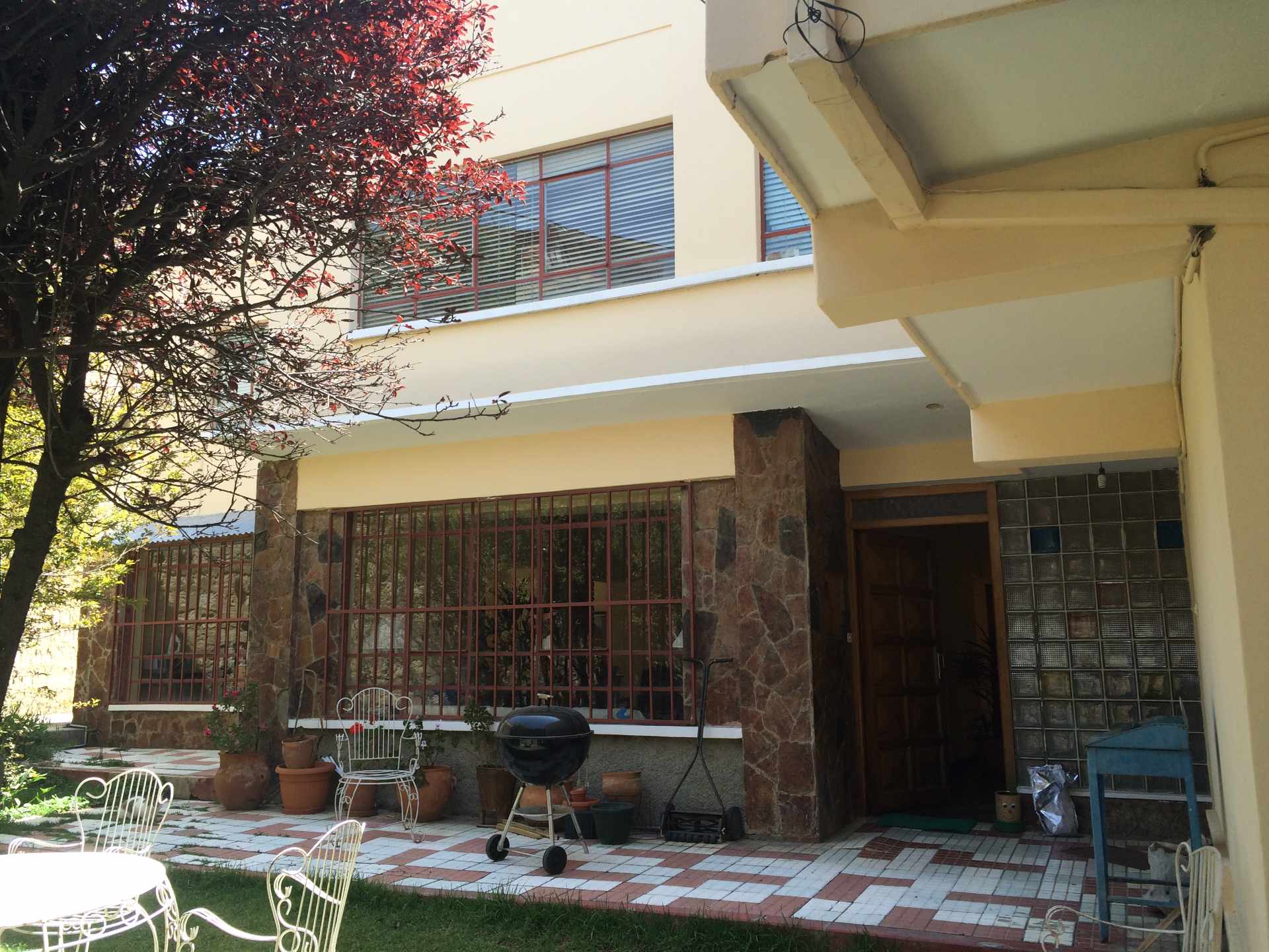 Casa en Obrajes en La Paz 6 dormitorios 4 baños 1 parqueos Foto 6