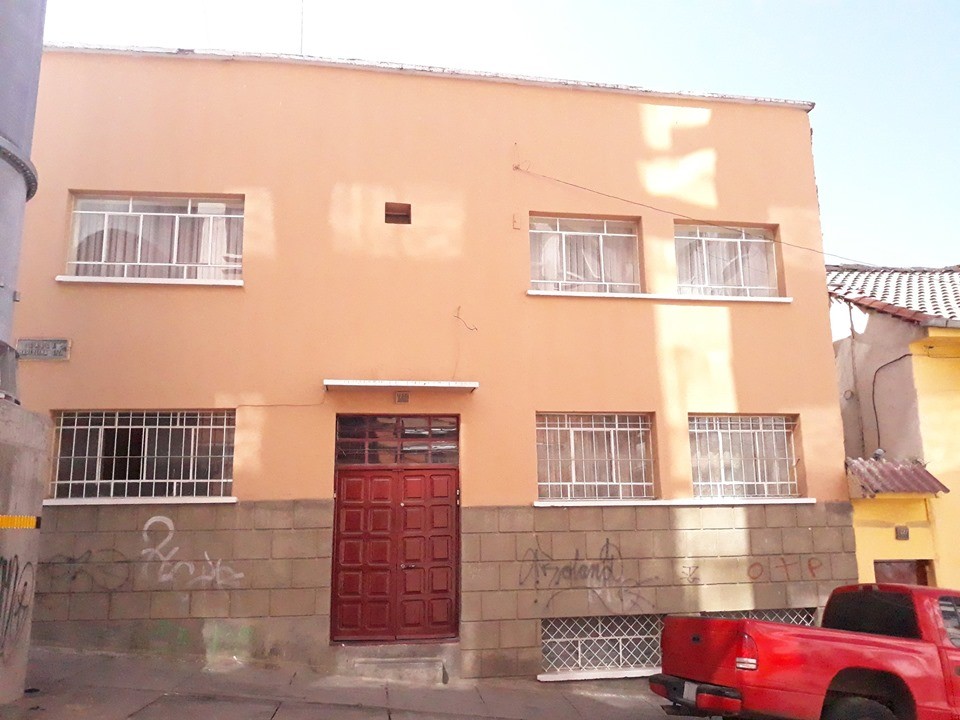 Casa Zona de San Pedro, cerca Boquerón y Almirante Graun Foto 2