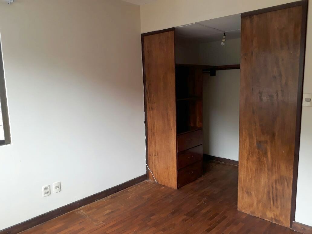 Departamento en AnticréticoIrpavi, calle 16A Edificio Excelsior 2 dormitorios 1 baños  Foto 9