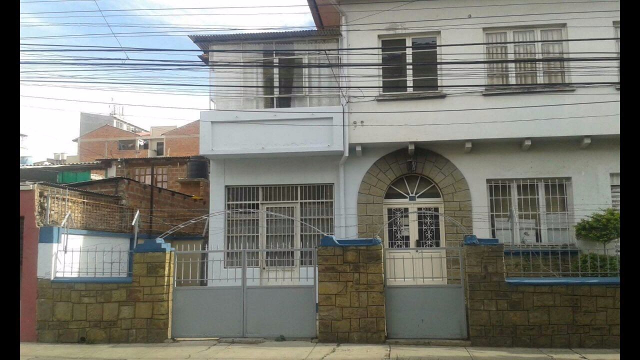 Casa A una cuadra de la plaza colon Calle Venezuela entre San Martín y Lanza Foto 23