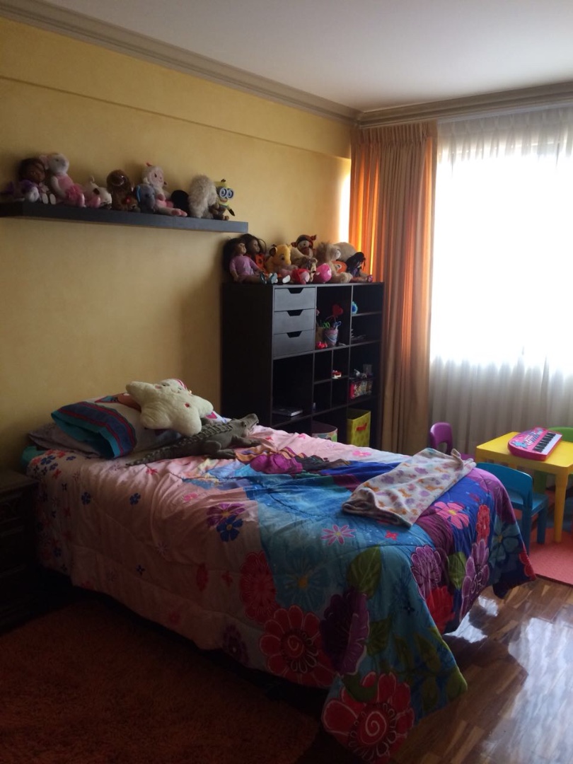 Departamento en Aranjuez en Cochabamba 3 dormitorios 3 baños 1 parqueos Foto 13
