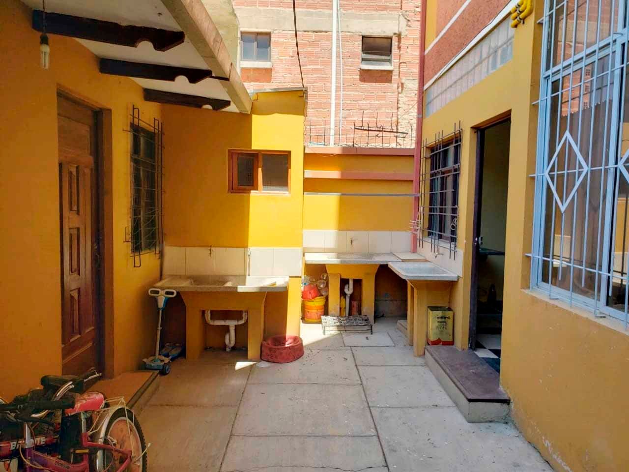 Departamento en Villa Taquiña en Cochabamba 1 dormitorios 1 baños 1 parqueos Foto 2