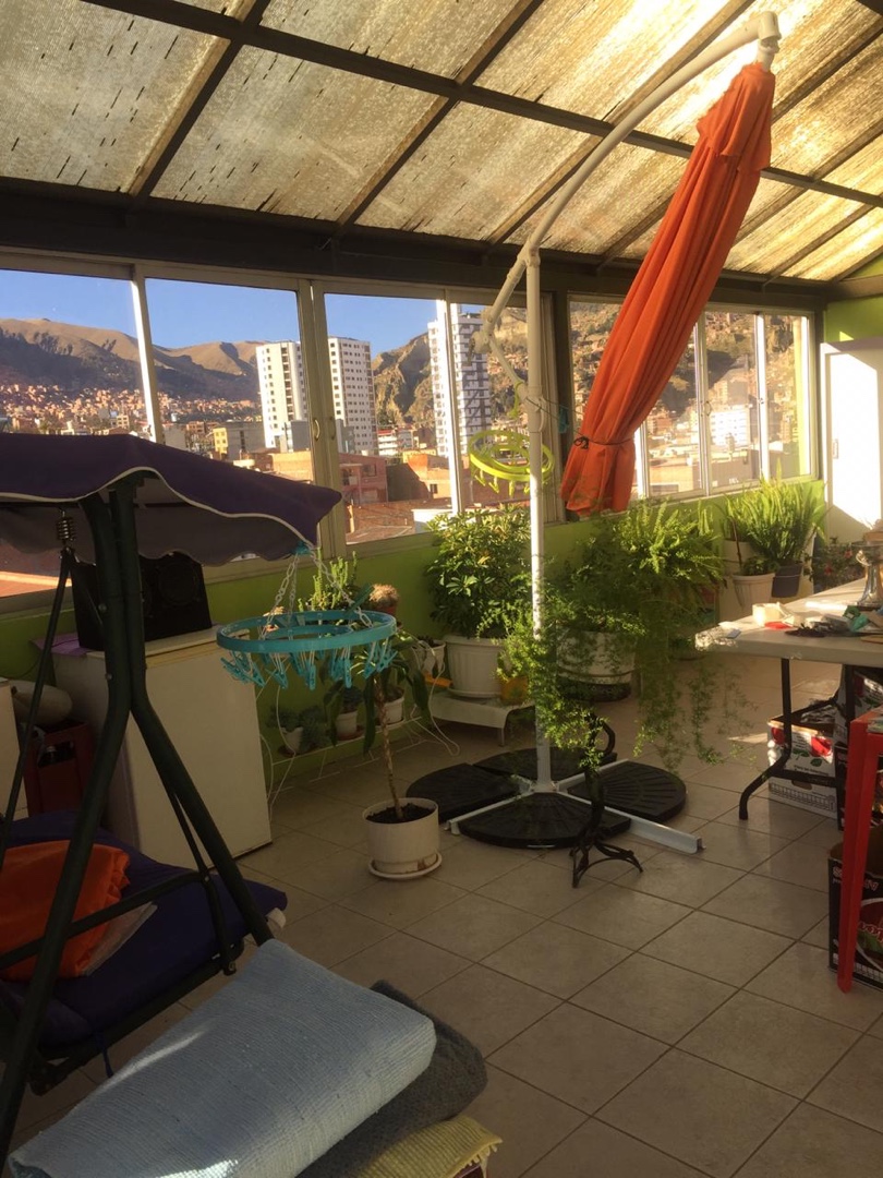 Casa en Miraflores en La Paz 4 dormitorios 8 baños 6 parqueos Foto 10