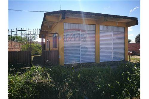 Oficina en Parque Industrial Latinoamericano en Warnes    Foto 1
