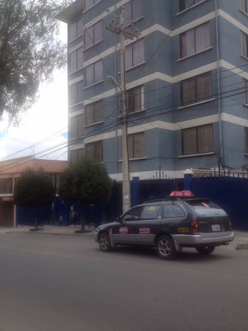 Departamento en Irpavi en La Paz 3 dormitorios 2 baños 1 parqueos Foto 3