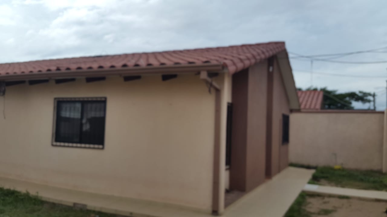 Casa en AlquilerINMOBILIARIA ofrece: En alquiler casa independiente zona sur av. Santos dumont, 4to Foto 4