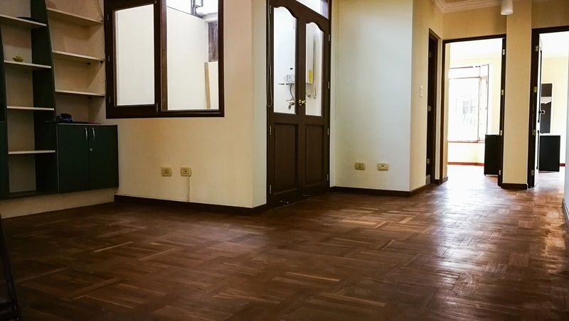 Casa en Noroeste en Cochabamba 7 dormitorios 6 baños  Foto 14