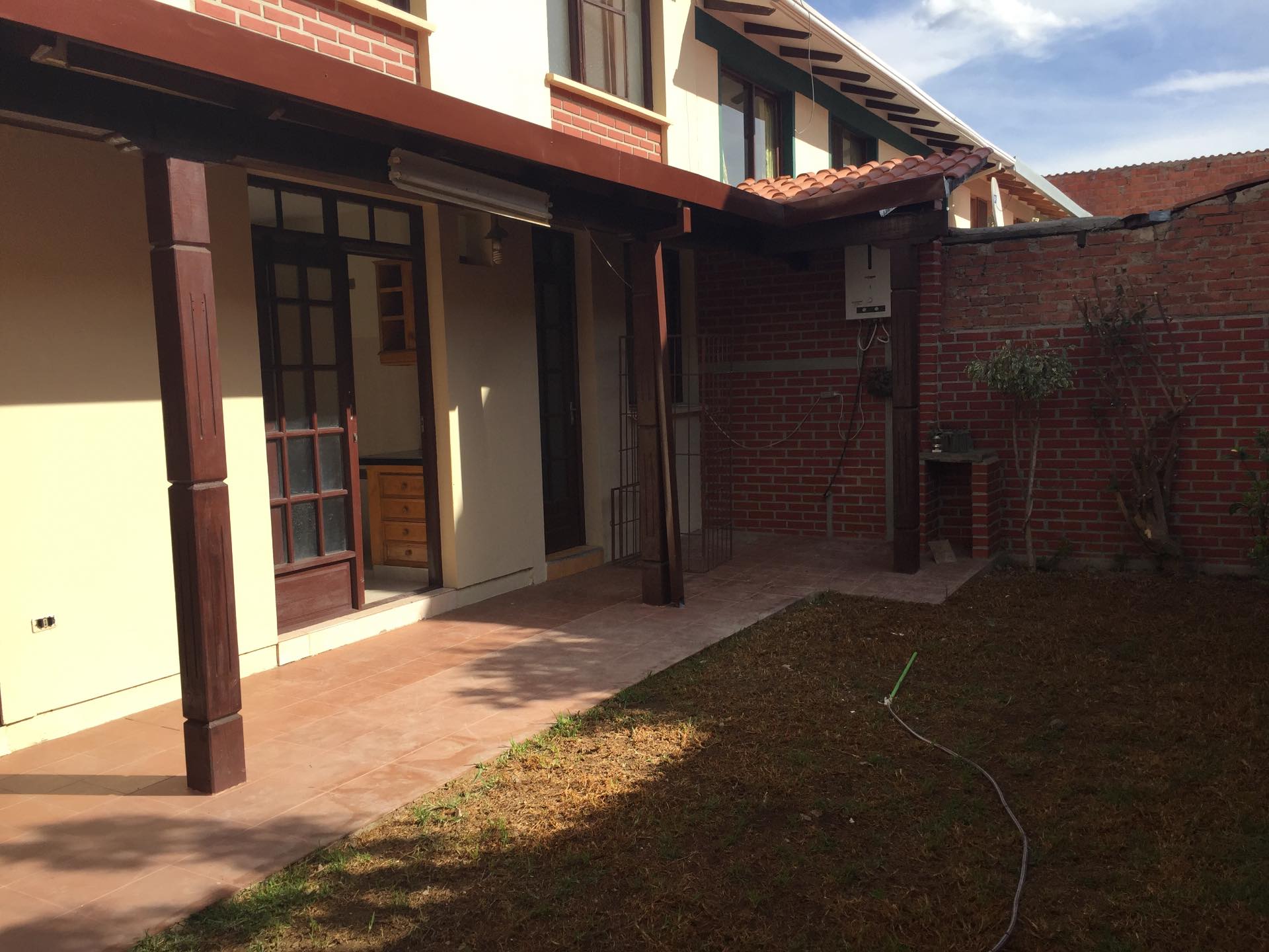 Casa en VentaZona Quintanilla Urb.Los Pinos Chacacollo calle 3 #43 5 dormitorios 4 baños 1 parqueos Foto 10