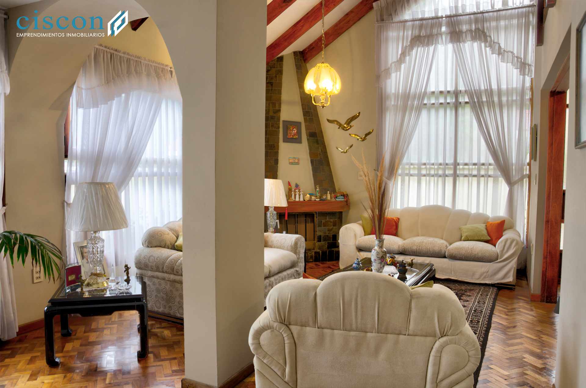 Casa en VentaAchumani, Zona Colegio Franco Boliviano 4 dormitorios 3 baños 3 parqueos Foto 18