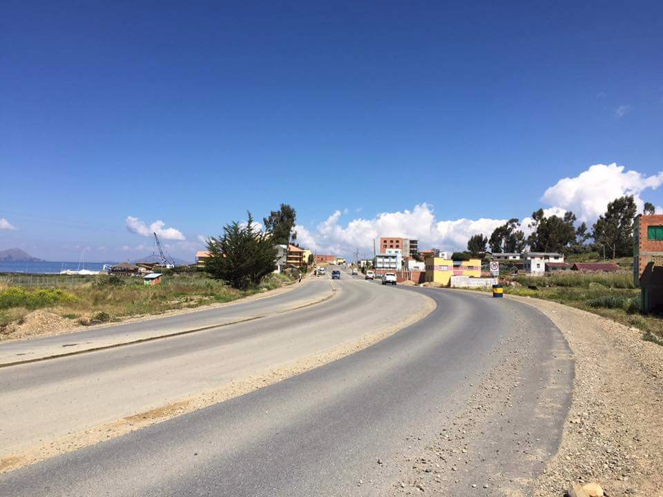 Terreno en VentaCarretera La Paz - Tiquina: CHILAYA Municipio de HUATAJATA.    Foto 1