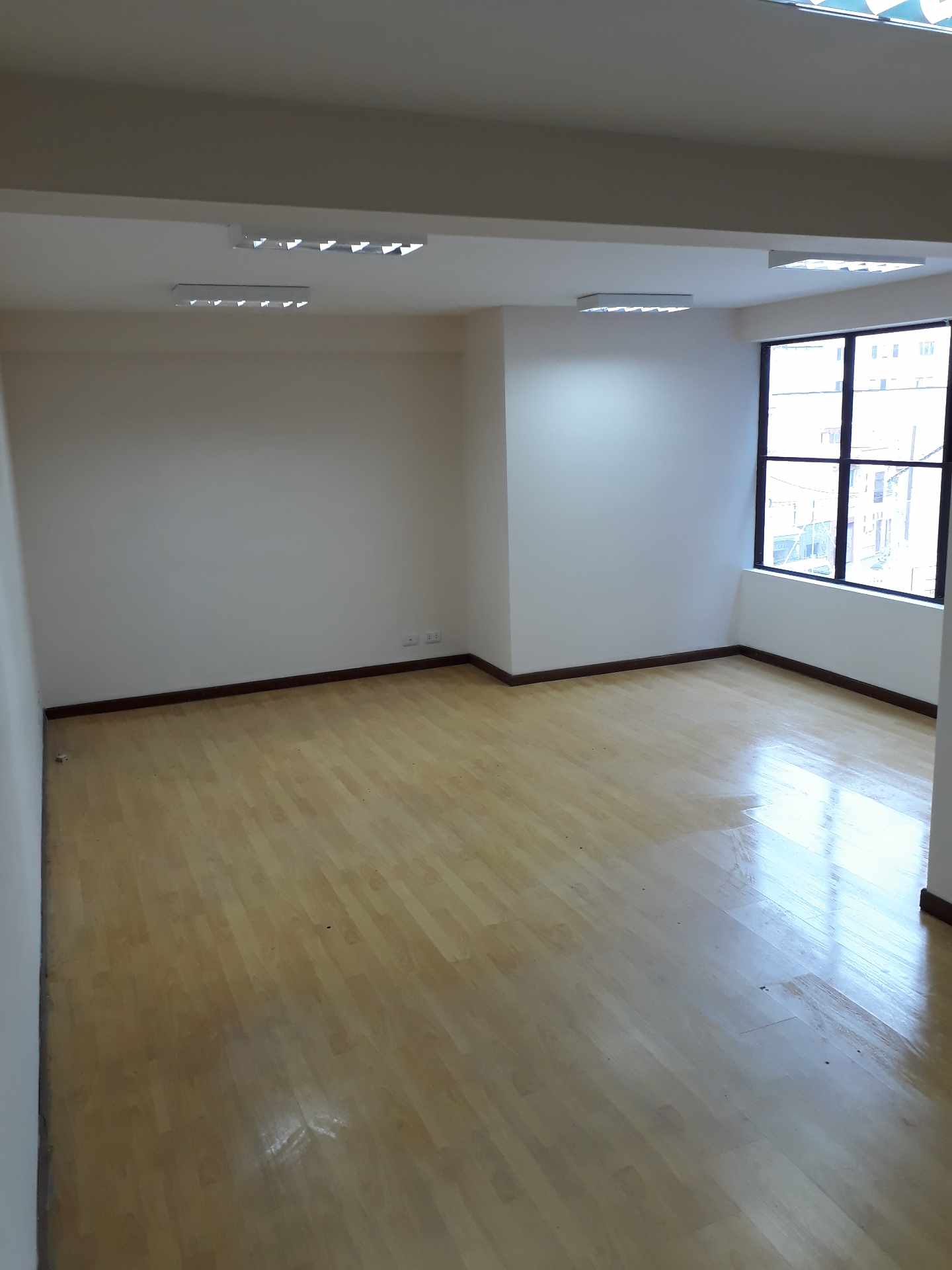 En Alquiler a $us 350 Foto 2