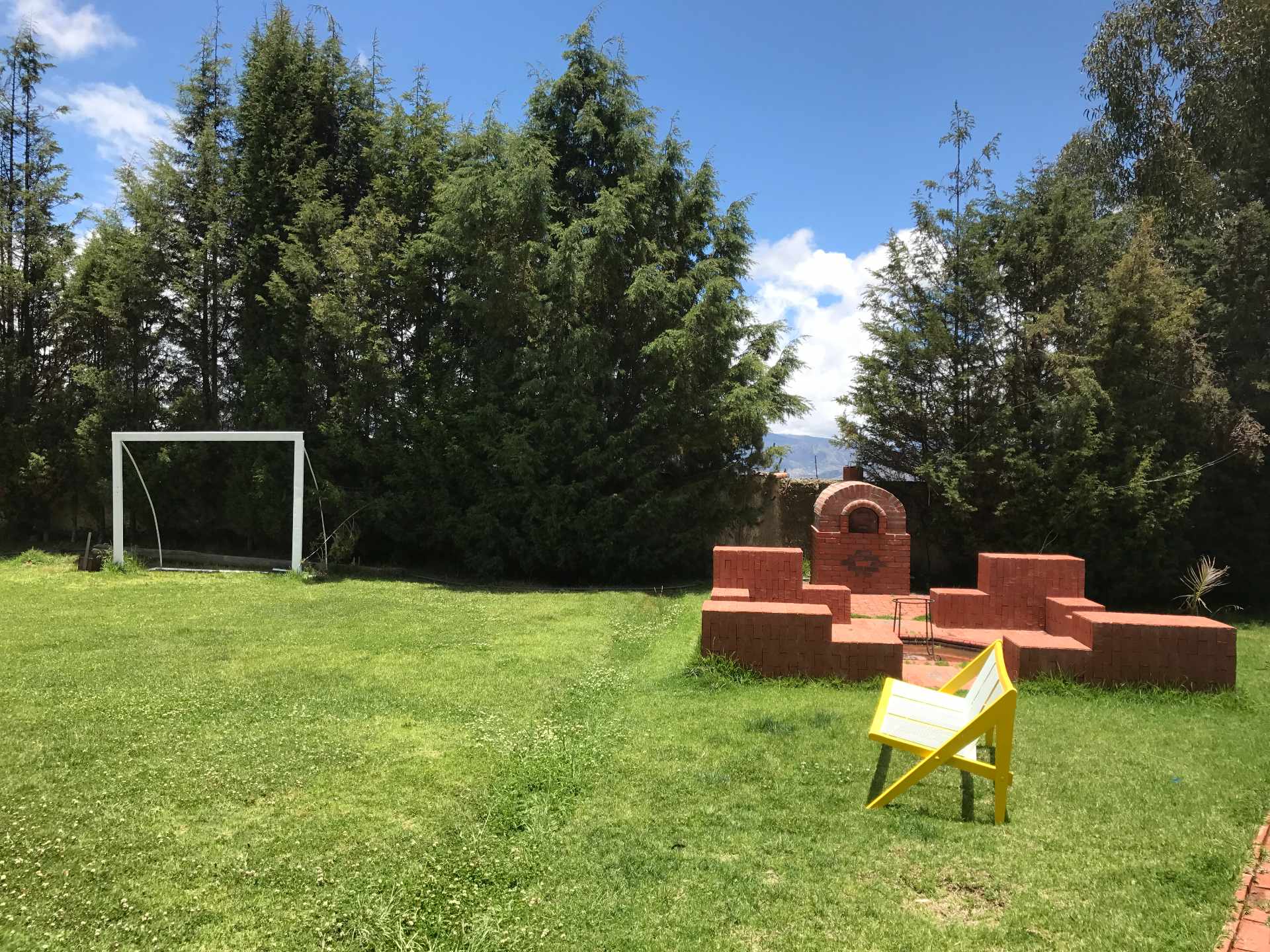 Casa en Achocalla en La Paz 3 dormitorios 5 baños 6 parqueos Foto 4