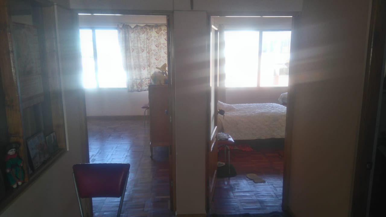 Departamento en Oruro en Oruro 4 dormitorios 2 baños  Foto 3