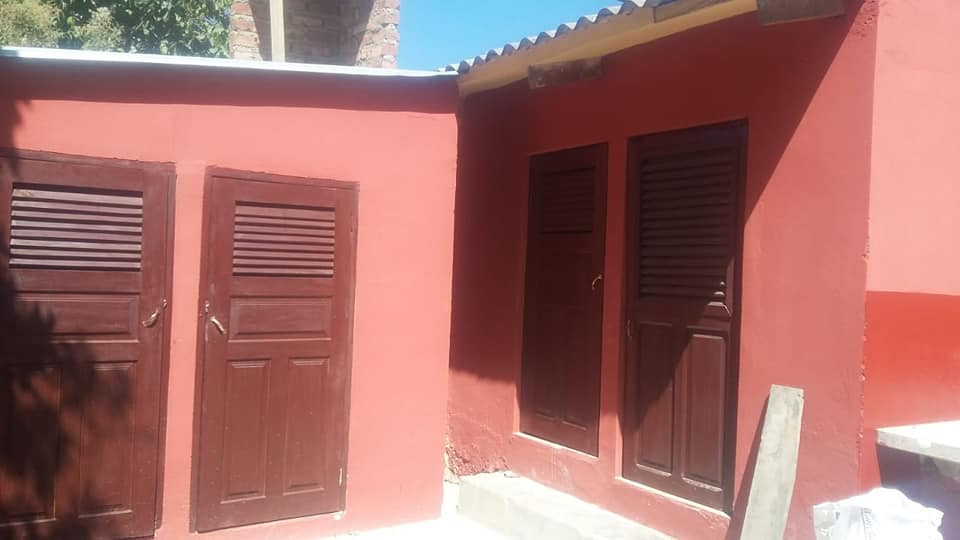 Casa en Quillacollo en Cochabamba 4 dormitorios 2 baños  Foto 2