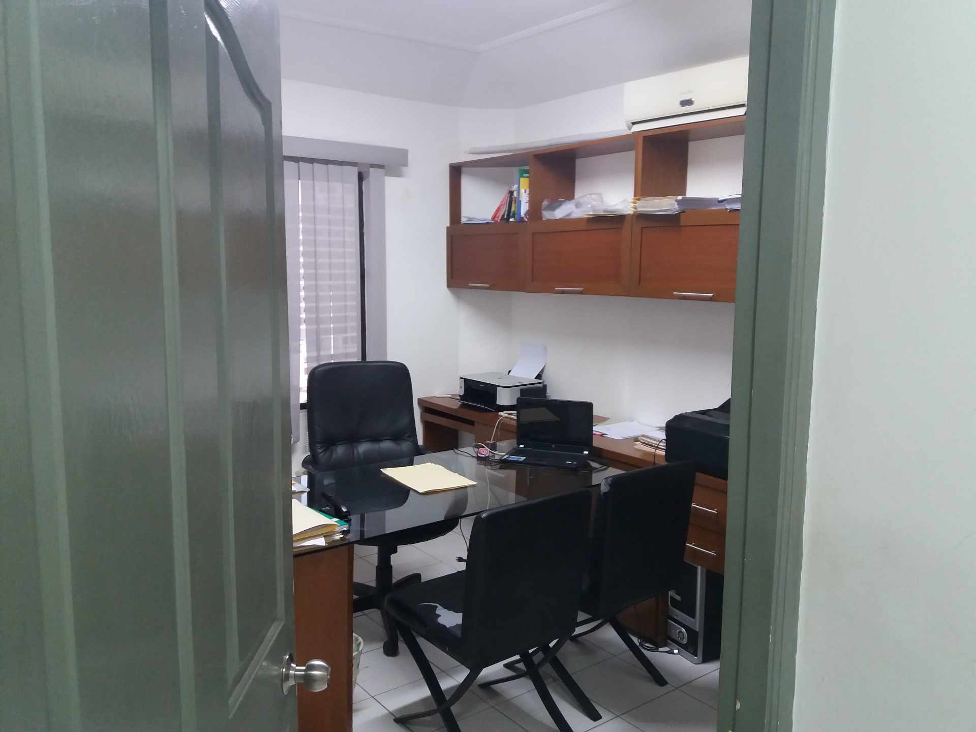 Oficina Ave. Monseñor Rivero #359 Edif. Milenio Foto 18