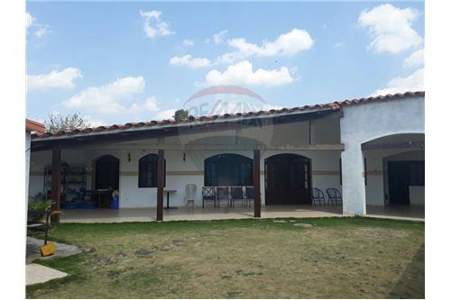 Casa B/ los andes calle 2 Foto 7