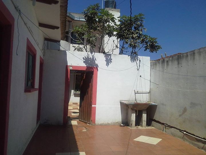 Casa en VentaBarrio San Bernardo calle 20 de agosto entre pasaje santa lucia y calle av. san cristobal 6 dormitorios 4 baños 1 parqueos Foto 8