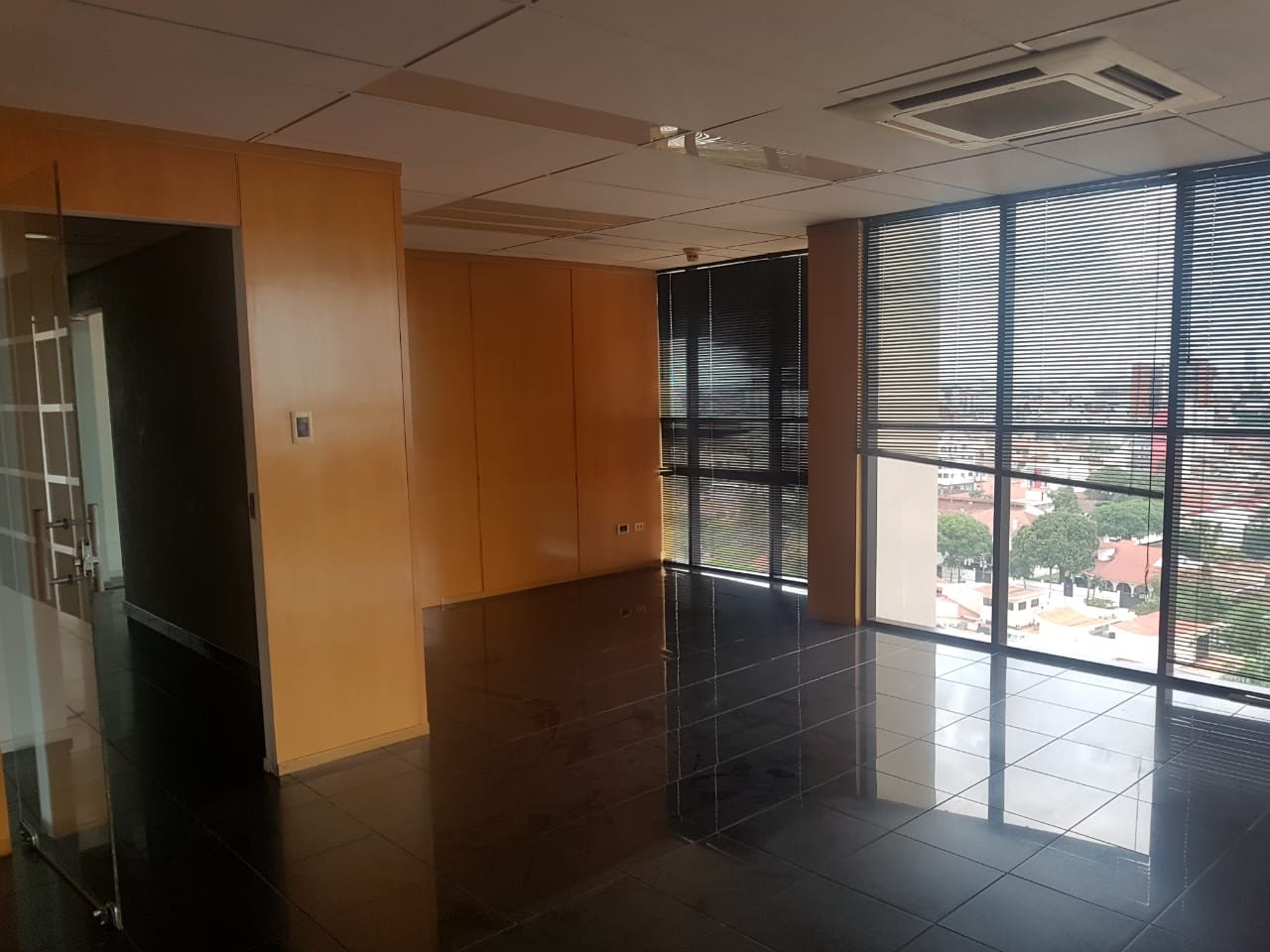 Oficina Gran oficina de lujo Torre Empresarial CAINCO   Foto 12