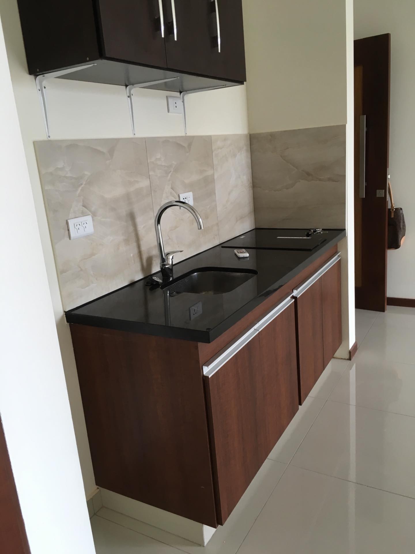 Departamento Edificio macororo 9. Canal isuto frente a la Cabrera Restaurant  Foto 6