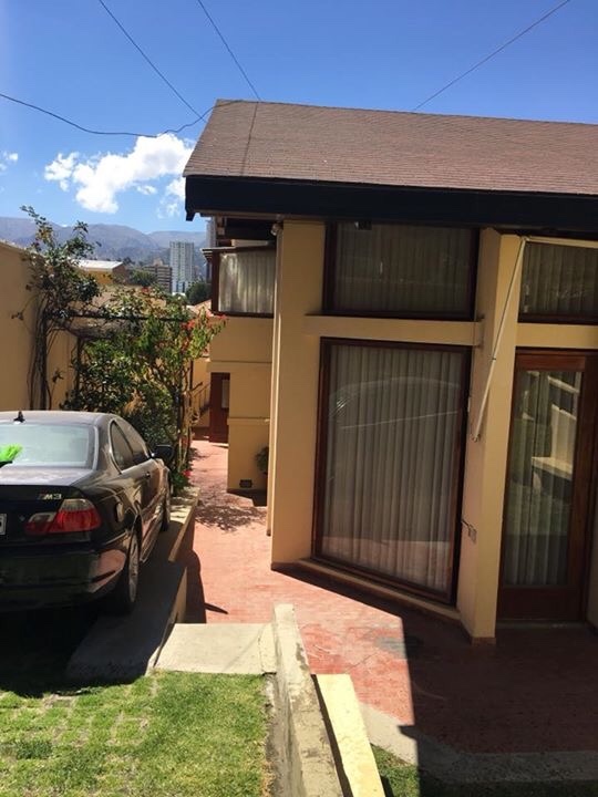 Casa en Seguencoma en La Paz 5 dormitorios 6 baños 2 parqueos Foto 22