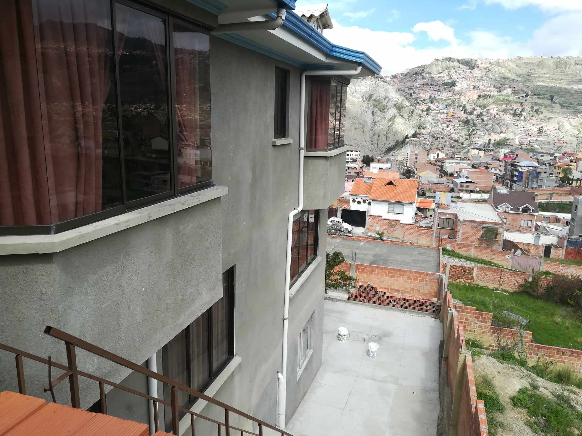 Casa en Alto Irpavi en La Paz 4 dormitorios 3 baños 1 parqueos Foto 7