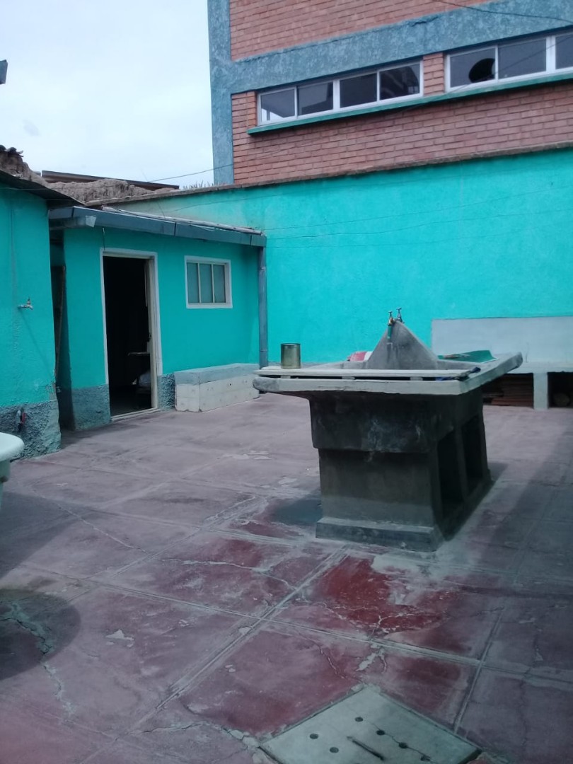 Casa en Oruro en Oruro 5 dormitorios 2 baños  Foto 3