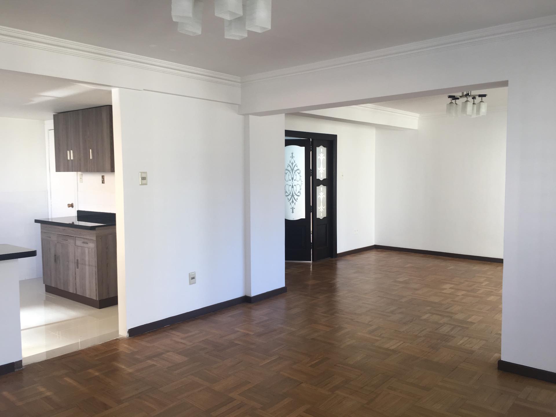 Departamento en Sopocachi en La Paz 4 dormitorios 4 baños  Foto 48