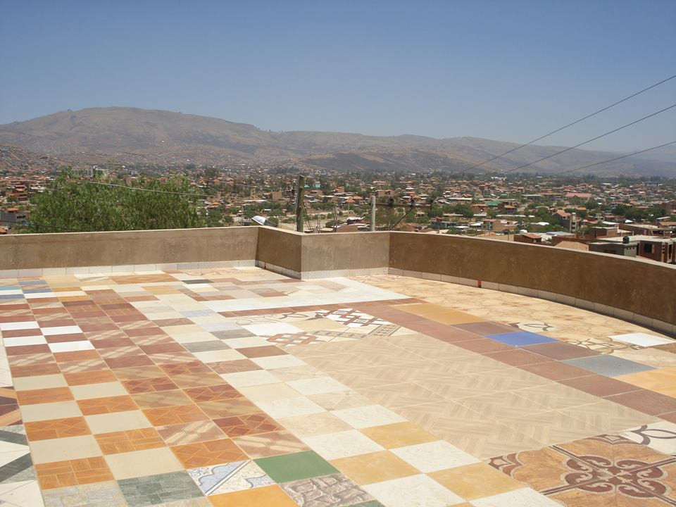 Casa en Ushpa Ushpa en Cochabamba 5 dormitorios 2 baños 2 parqueos Foto 8
