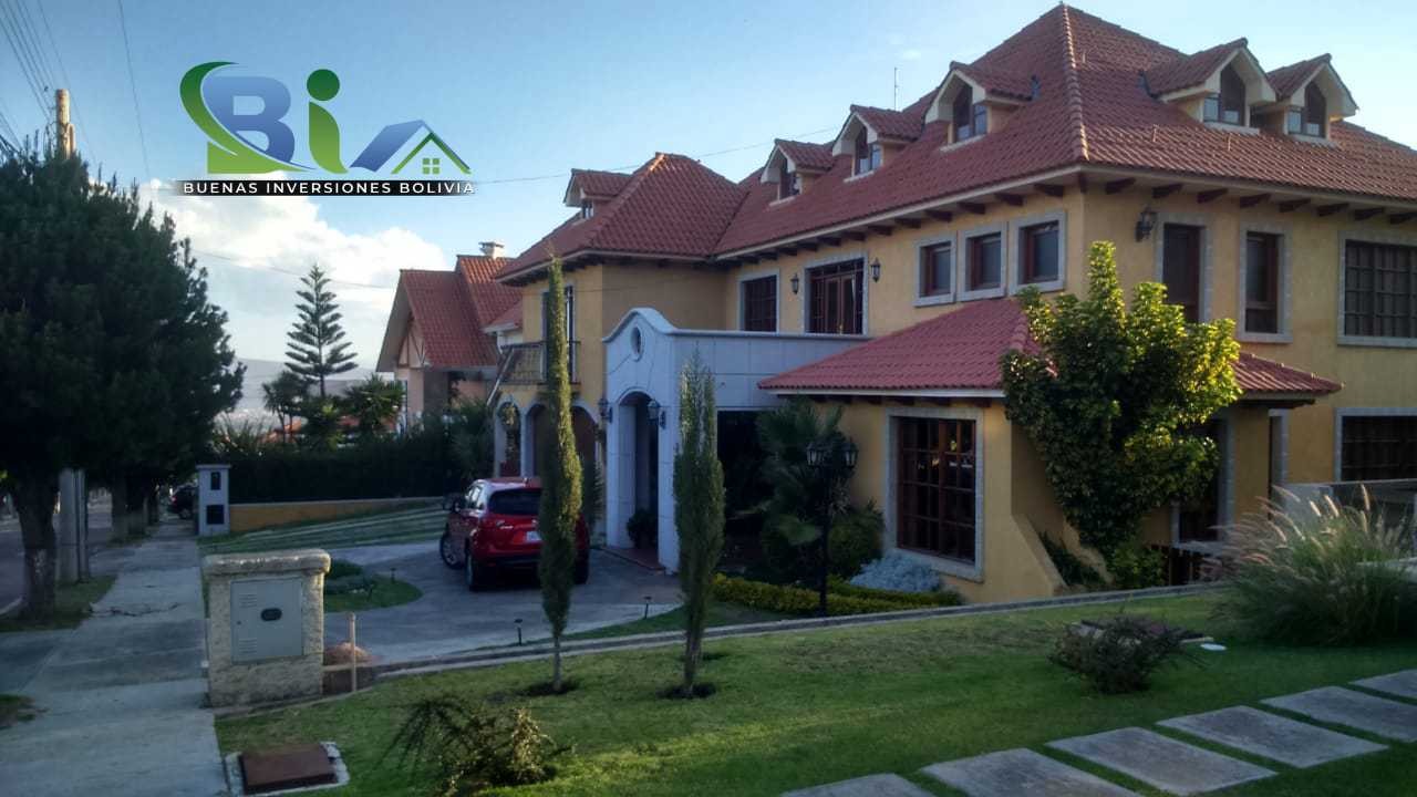 Casa en Villa Taquiña en Cochabamba 5 dormitorios 6 baños 5 parqueos Foto 1
