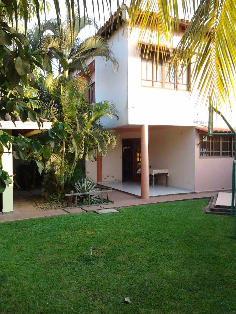 Casa Se vende un elegante inmueble de dos plantas, en Trinidad-Beni  Foto 8