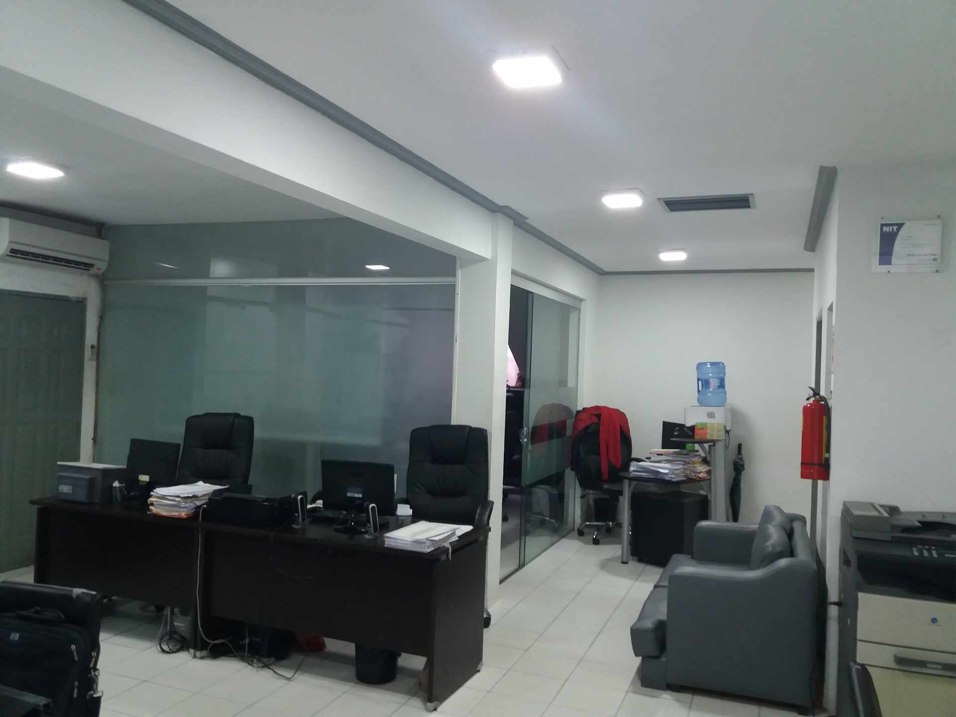 Oficina Ave. Monseñor Rivero #359 Edif. Milenio Foto 20