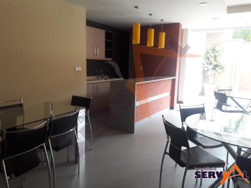 Departamento en Aranjuez en Cochabamba 3 dormitorios 3 baños 1 parqueos Foto 9
